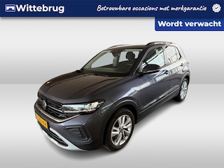 Volkswagen T-Cross 1.0 TSI Life Edition Achteruitrijcamera / App-Connect / Voorstoelen verwarmbaar