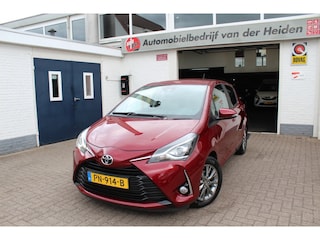 Toyota Yaris 1.0 VVT-i Des. Red