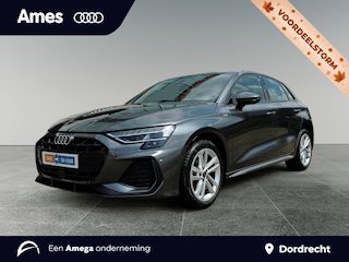 Audi A3 Sportback 35 150pk TFSI S edition Achteruitrijcamera | Parkeersensoren voor en achter | Adaptive Cruise Control