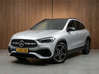 Mercedes-Benz GLA 200 Business Solution AMG panoramadak / leer / burmester / sfeer verlichting