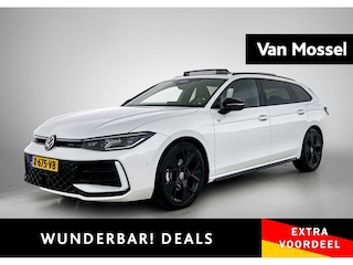 Volkswagen Passat Variant 1.5 eTSI R-Line Business | 150 PK | Automaat | Panorama Schuif/Kantel Dak | Black Style |