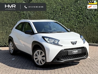 Toyota Aygo 1.0 VVT-i MT Play | Carplay | Camera | Fabrieks garantie | 1 Eig | NL Auto | ACC | Airco