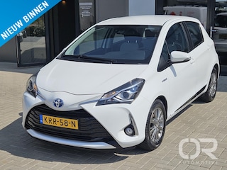 Toyota Yaris 1.5 Hybrid Design ECC Camera LM