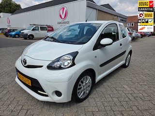 Toyota Aygo 1.0 VVT-i Aspiration Navigator| Airco | LM-velgen