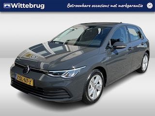 Volkswagen Golf 1.0 eTSI Life / AUTOMAAT/ CRUISE/ CLIMA/ STOELVERWARMING/ PARK. SENSOREN/ NAVI/ APP-CONNECT