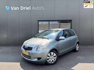 Toyota Yaris 1.3 VVTi Sol / Airco / Trekhaak!