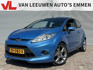 Ford Fiesta 1.6 Ghia | Nieuw Binnen! | APK 04-06-2027 | Clima | PDC