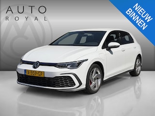 Volkswagen Golf 1.4 eHybrid GTE ACHTERUIT RIJ CAMERA | NAVIGATIE | CRUISECONTROL | STUUR/STOEL VERWARMING | LED PAKKET | PARKEERSENSOREN | VIRTUEEL COCKPITDISPLAY | APPLE CARPLAY & ANDROID AUTO |