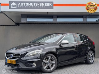 Volvo V40 2.0 D2 R-Design | Trekhaak | NAP | Stoelverwarming