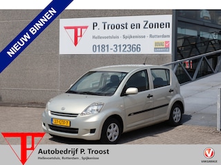 Daihatsu Sirion 2 1.0-12V Nederlandse auto! 5 Deurs/Elektrische ramen/Elektrische spiegels/Radio CD-speler