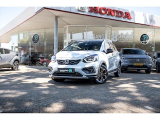 Honda Jazz 1.5 Full Hybrid Advance Crosstar automaat | Facelift | Stoelverwarming | Camera | Navigatie | PDC v/a | Adaptieve Cruise | Carplay | Stuurverw.