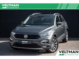 Volkswagen T-Roc 1.5 TSI Sport PANO AUTOMAAT ACC LED NAVI