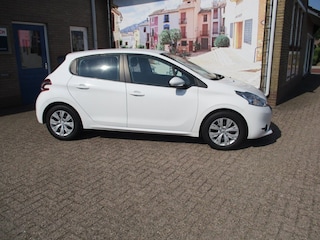 Peugeot 208 1.2 VTI ACTIVE
