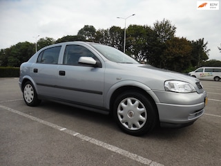 Opel Astra 1.6-16V Pearl