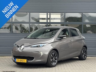 Renault Zoe R90 BOSE 41 KWH (86% SOH) I KOOPACCU I P-CAMERA I CLIMATE CONTROL I STOELVERWARMING I NAVIGATIE