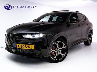 Alfa Romeo Tonale 1.5T Hybrid Veloce | Leer | Panoramadak | Elec. achterklep | Afn. trekhaak | Adap. Cruise | Harman Kardo | Stoel- verwamring en Stoel koeling, Stuur verwarming, 360 Camera, Stoel met gehuegen