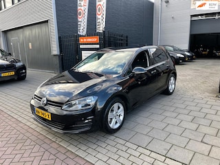 Volkswagen Golf 1.2 TSI Business Edition R Airco PDC NAP APK
