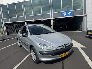 Peugeot 206 1.4 X-Design