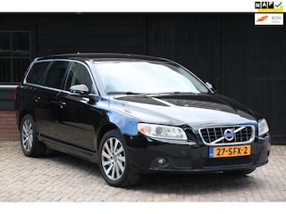 Volvo V70 1.6 T4 Limited Edition Xenon/Leer/Parkeersensor/Apk 06-2027