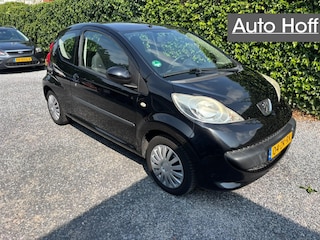 Peugeot 107 1.0-12V XS | Airco | Elekt. Ramen | Stuurbekrachtiging | Nieuwe APK!