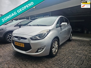 Hyundai ix20 1.4i i-Vision | 3/6 of 12 MND GARANTIE | PANO DAK | CRUISE | AIRCO | NIEUWE APK |