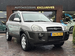Hyundai Tucson 2.7i V6 4WD Style Trekhaak Camera Stoelverwarming Leer