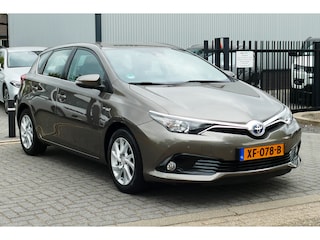 Toyota Auris 1.8 Hybrid Energy. Navi, Camera, Clima, Cruise, StoelVerw, 16"LMV