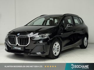 BMW 2-serie Tourer 225e xDrive | Navigatie | Achteruitrijcamera | Harman / Kardon | BMW LED |