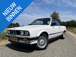 BMW 3-serie Cabrio 320i 6-Cilinder ORIGINEEL NL! AIRCO UNIEKE AUTO!