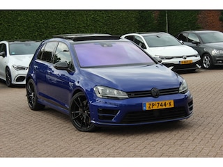 Volkswagen Golf 2.0 TSI R 4Motion / Panoramadak / Camera / Leder / Sterrenhemel / Remus uitlaat / 19'' / Navigatie / DAB / Stoelverwarming / ACC