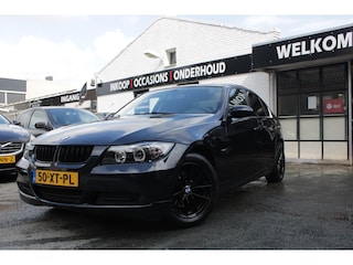 BMW 318i Carplay / Navi / Xenon / APK Bij Aflevering