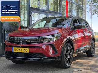 Opel Grandland 1.2 Turbo GS Line | Navigatie | Cruise Control | Licht metalen velgen | Parkeercamera