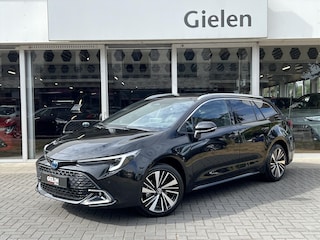 Toyota Corolla Touring Sports 140 Dynamic Plus | Stoel + Stuurverwarming, 17 inch, Parkeersensoren, Keyless, Groot scherm
