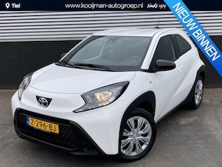 Toyota Aygo 1.0 VVT-i MT Play Nette auto, zeer lage KM stand, navigatie Apple CarPlay/Android Auto, adaptieve cruise control, camera