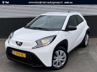Toyota Aygo 1.0 VVT-i MT Play Nette auto, zeer lage KM stand, navigatie Apple CarPlay/Android Auto, adaptieve cruise control, camera