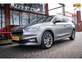 Skoda Fabia 1.0 TSI Business Luxe Edition | Automaat | App-connect | Parkeer camera | Adaptieve cruise control | Stuurverwarming |