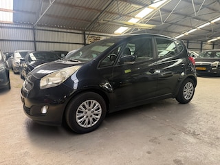 Kia Venga 1.4 CVVT X-ecutive Airco, Trekhaak, achteruirij sensoren