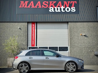 Mercedes-Benz A-klasse 250 e Business Solution AMG Limited / Pano / NL auto / 100% MAINTAINED!