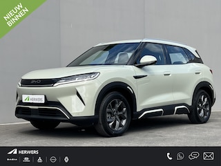 BYD Atto 2 Boost 45 kWh / Fabrieksgarantie tot 01-2031 / Panorama dak / WLTP 430 km / CCS snel laden / Camera 360° / Adaptieve CC / Stuur- en stoelverwarming / Elektrische stoelen / Navigatie / Apple Carplay Android / 17"LM wielen /