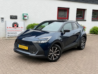 Toyota C-HR 2.0 High Power PHEV 223pk CVT Dynamic/ Blauw met zwart dak/ Apple Carplay/ Keyless entry/ Stuur + Stoelverwarming/ Camera achter/ Nieuwe voorraad auto