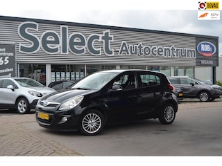 Hyundai i20 1.2i i-Catcher|CLIMA|STOELVERW.|HALF LEER|SENSOREN|BLUETOOTH|LM VELGEN