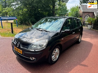 Renault Scénic 2.0-16V Tech Line / Navi / Pano / Automaat / Airco / NAP