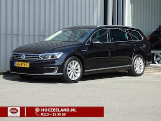 Volkswagen Passat Variant 1.4 TSI GTE Connected Series Plus | Pano | Trekhaak