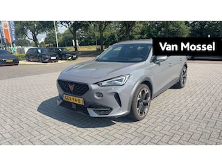 Cupra Formentor 1.4 e-Hybrid Business 204 PK | Automaat | Apple Carplay/Android Auto | Navigatie | Adaptive Cruise Control | Panorama dak | LED Koplampen | keyless-Entry | Getint glas | Parkeersensoren | Lichtmetalen velgen |