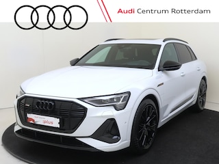 Audi e-Tron 55 quattro S edition 95 kWh | SoH 100% | Panoramadak | Luchtvering | Trekhaak | Head-up display | Keyless | Navigatie Plus | Parkeerassistent |