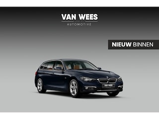 BMW 3-serie Touring 318i Executive | Luxury Line | 2e eigenaar | Sportstuur | Cruise control | Navigatie | Bluetooth | Climate control | PDC | Trekhaak | Lichtpakket | Regensensor