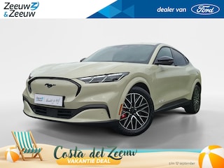 Ford Mustang Mach-E Extended Premium RWD 88 kWh | Afneembare trekhaak | Stoelverwarming | Leer bekleed | 18" Lichtmetaal | Adaptive Cruisecontrol | Dodehoekdetectie | Led verlichting | Climate Control | Nieuw te bestellen |