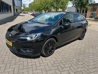 Opel Astra Sports Tourer 1.2 Elegance