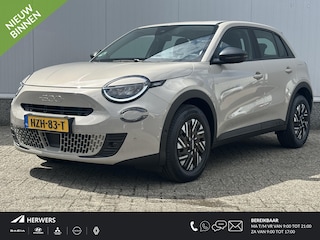 Fiat 600 1.2 Hybrid Icon / Apple Carplay & Android Auto / Cruise Control / Keyless Entry / Achteruitrijcamera / Parkeersensoren voor & achter / Airco /