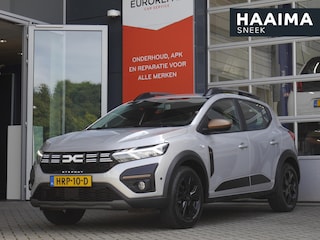 Dacia Sandero Stepway 1.0 TCe 90 Comfort | Automaat | Navigatie | Camera achter | Parkeersensoren voor en achter | Keyless entry en start | Lichtmetalen velgen | Airco | Dakrails | Led verlichting